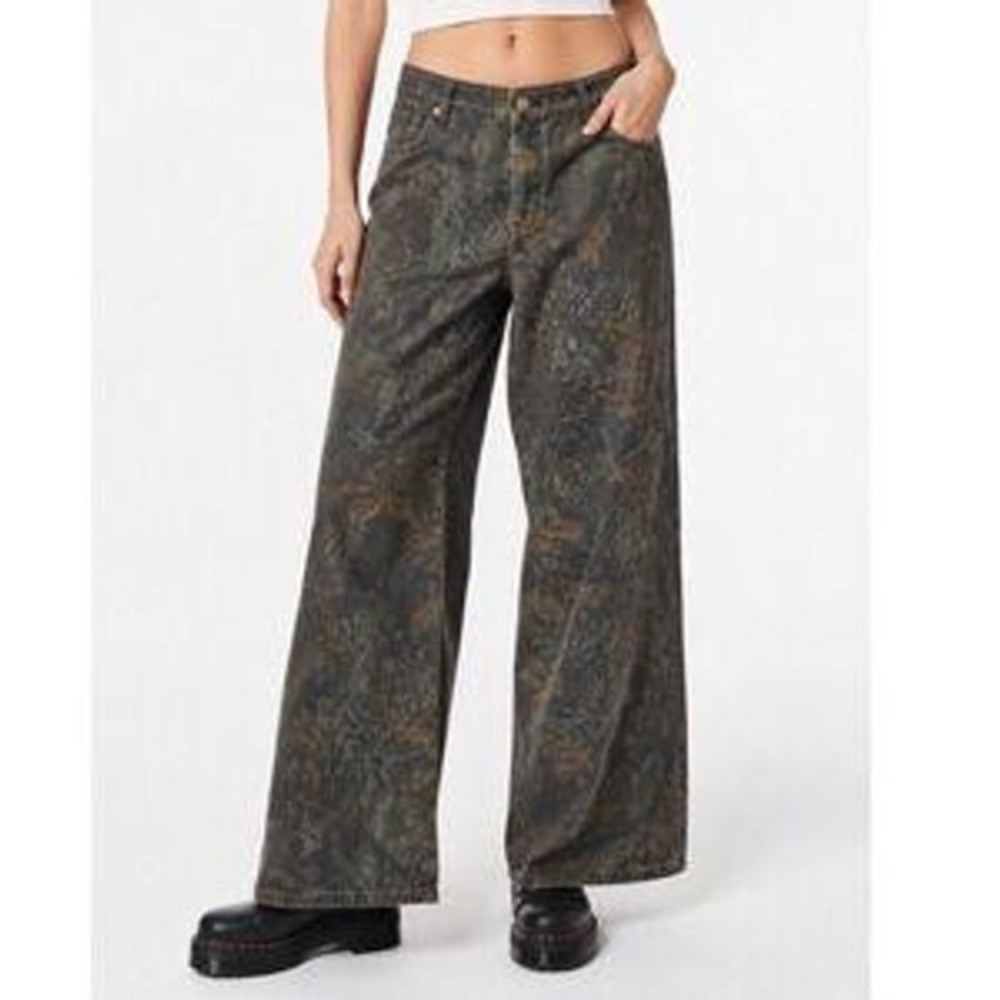 Refrain Wide Leg Jeans Women 0/24 Dark Brown Camo Forest Print High Rise Pants